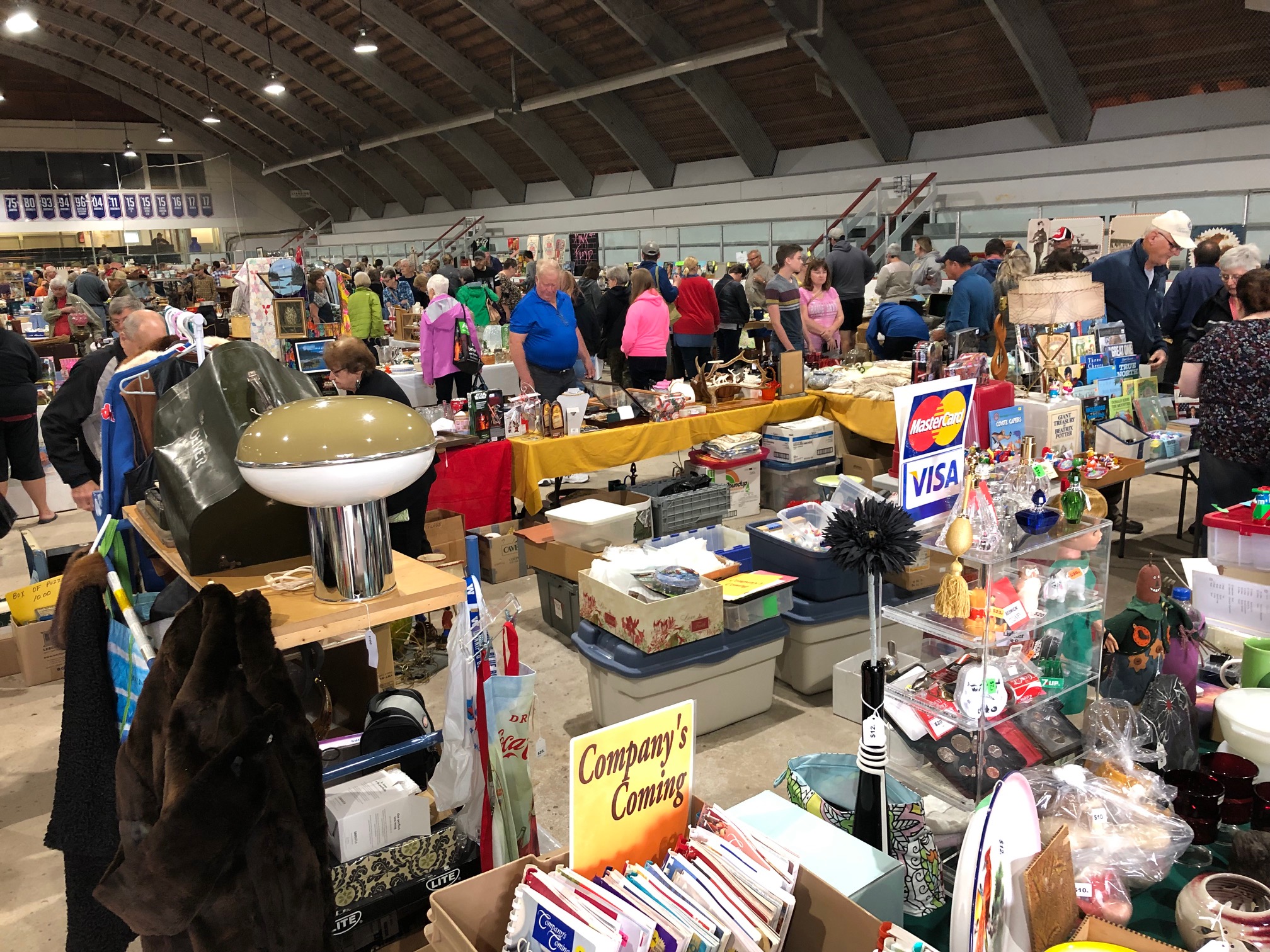 Dunrea Flea Market Returns for Labor Day Weekend